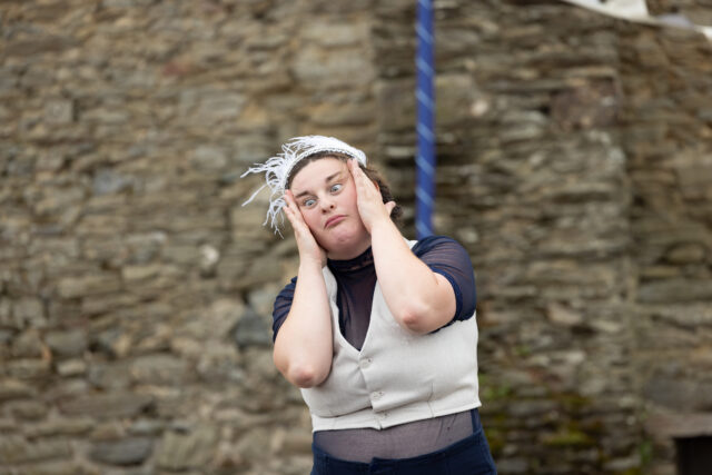 LE LAC DES CYGNES – LES ECHAPPES DU BAL – Noyal sur Vilaine