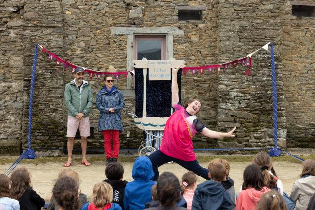 LE LAC DES CYGNES – LES ECHAPPES DU BAL – Noyal sur Vilaine