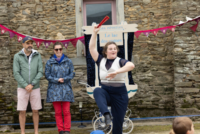 LE LAC DES CYGNES – LES ECHAPPES DU BAL – Noyal sur Vilaine