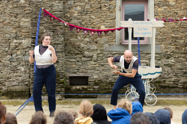 LE LAC DES CYGNES – LES ECHAPPES DU BAL – Noyal sur Vilaine